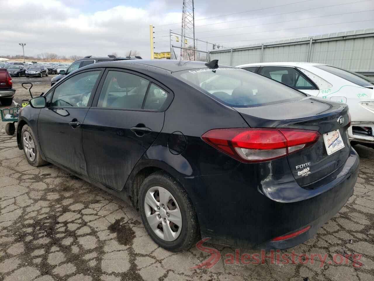 3KPFK4A71JE276882 2018 KIA FORTE