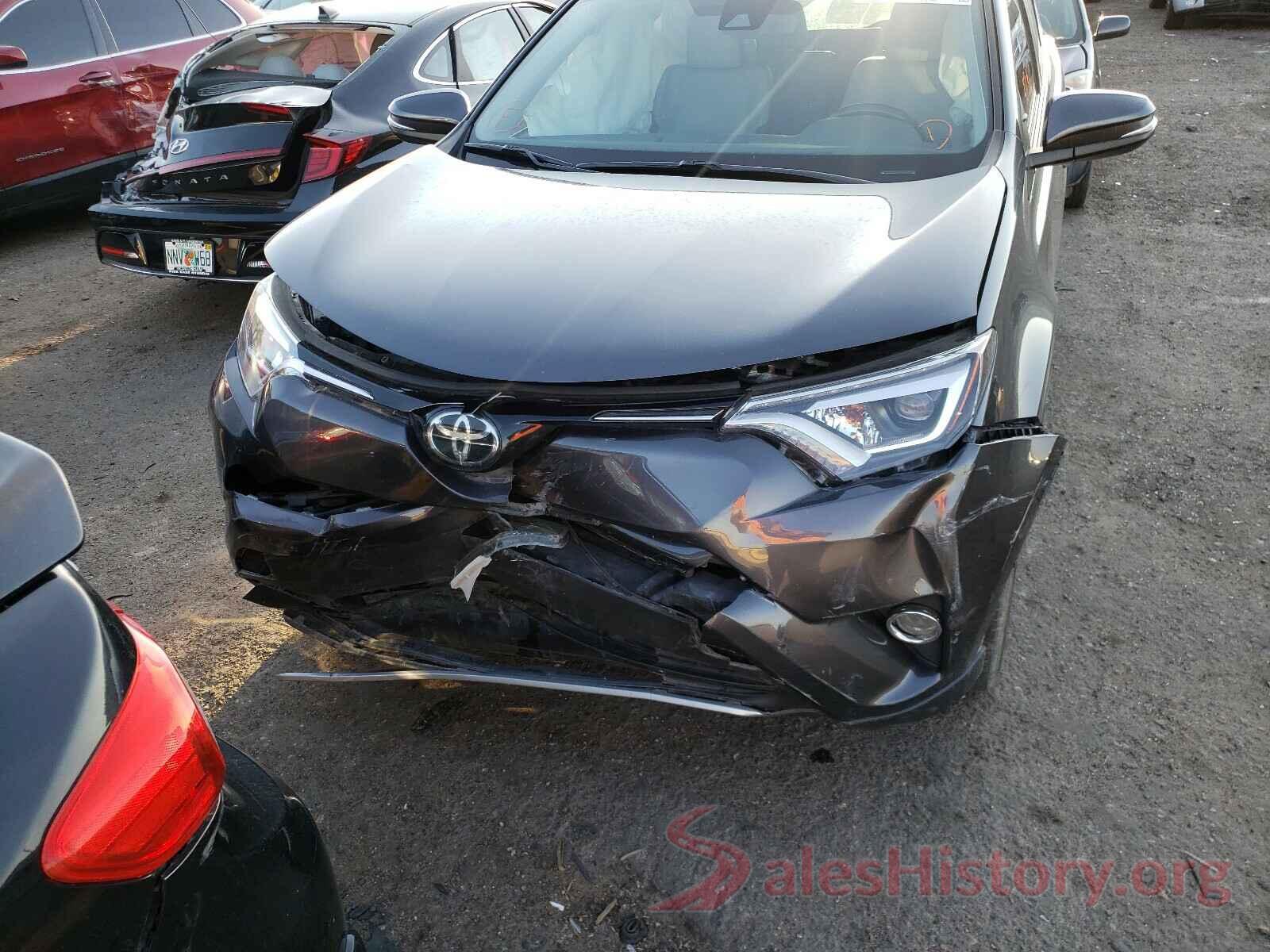 JTMDFREV0JJ728163 2018 TOYOTA RAV4