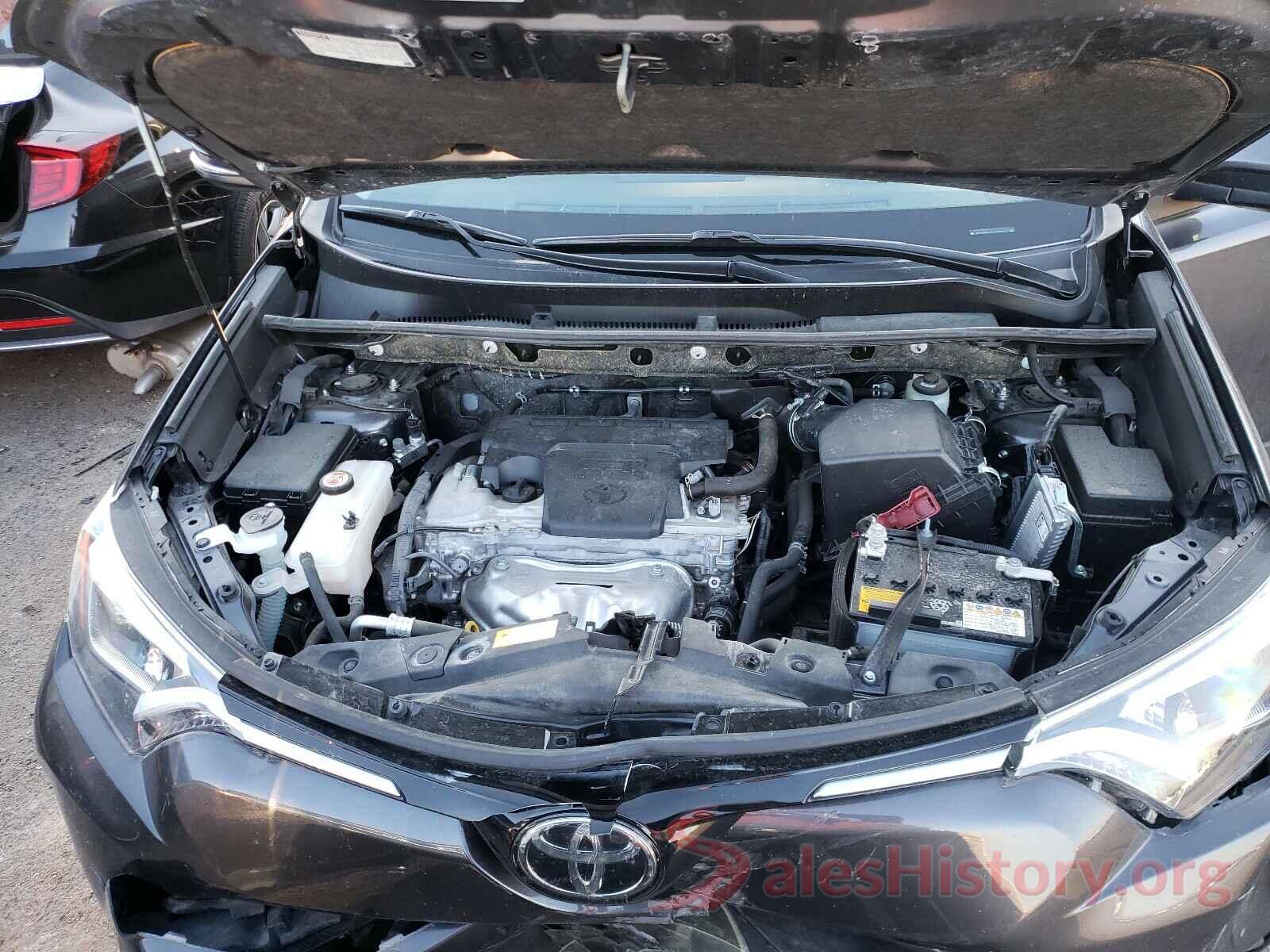 JTMDFREV0JJ728163 2018 TOYOTA RAV4