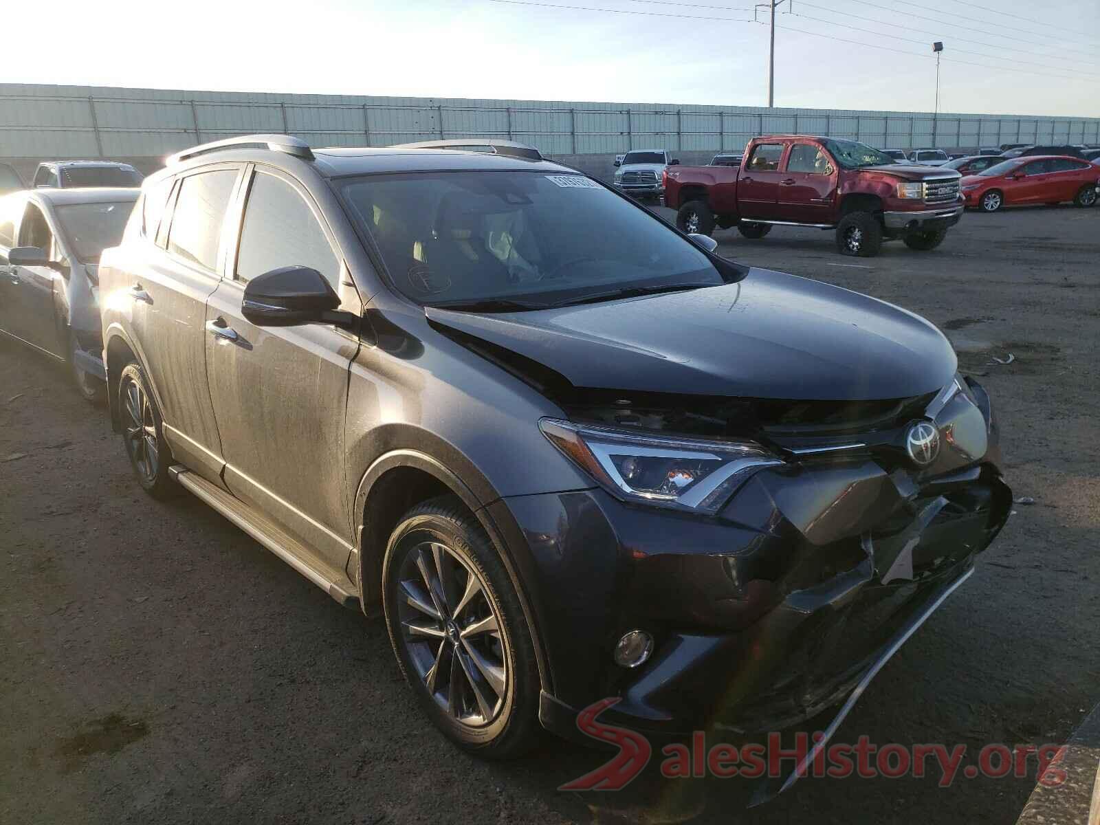 JTMDFREV0JJ728163 2018 TOYOTA RAV4