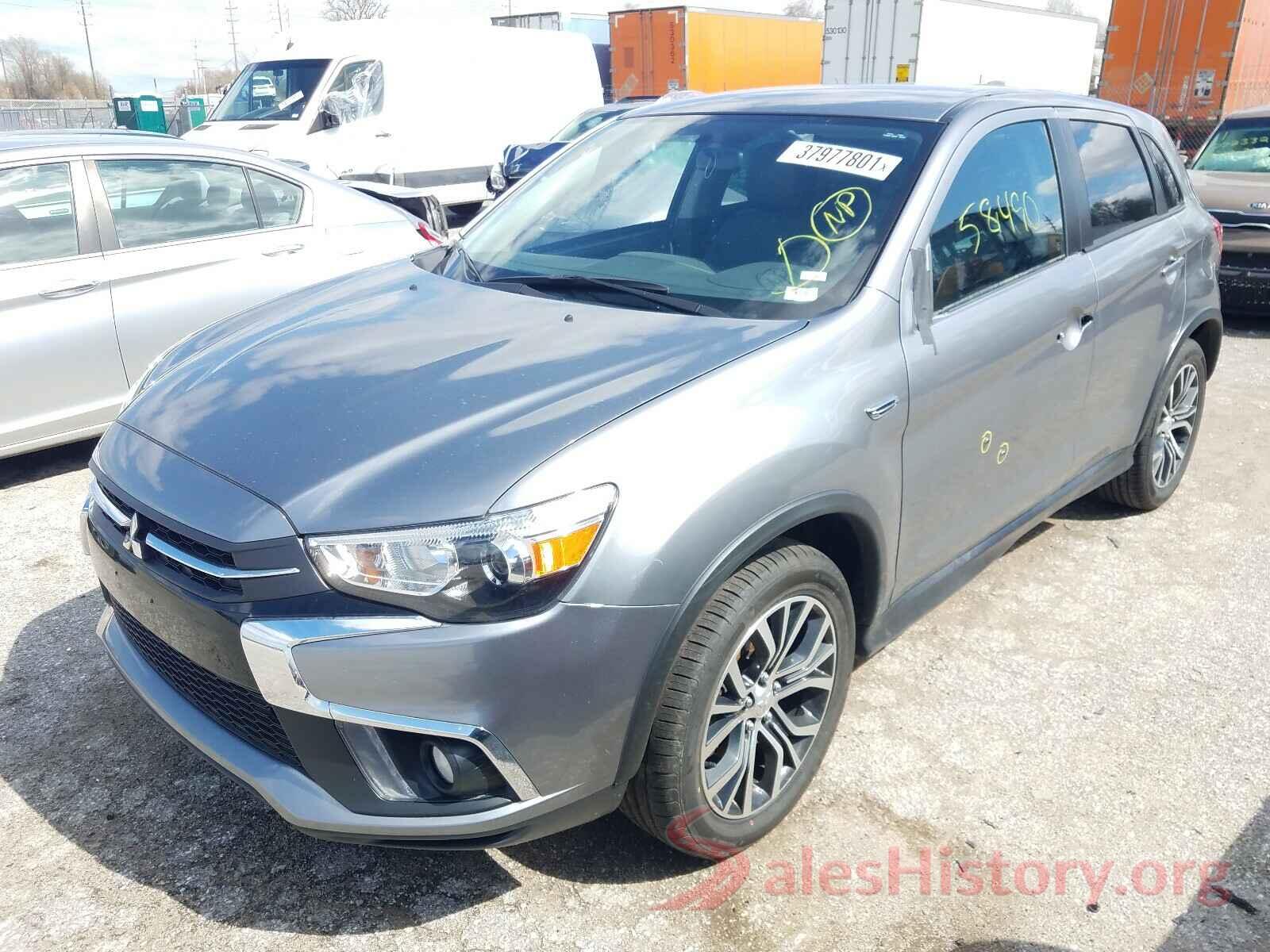 JA4AP3AW4JU002861 2018 MITSUBISHI OUTLANDER