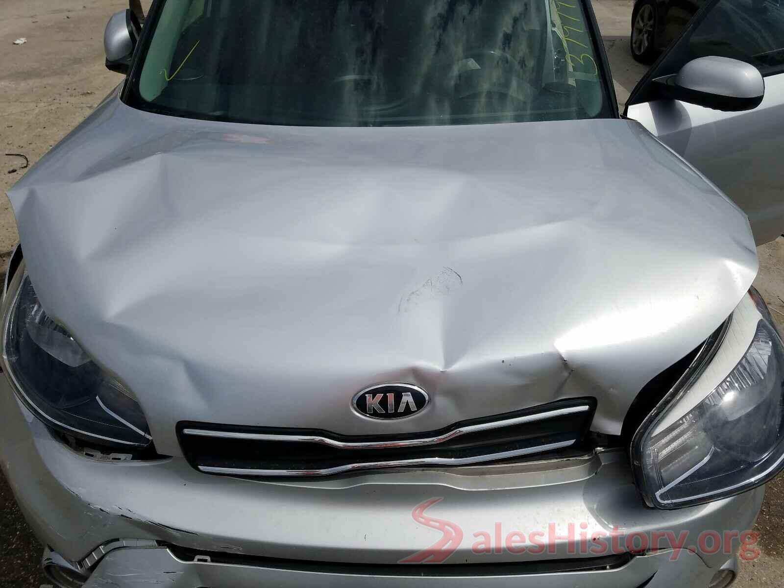 KNDJP3A55J7621304 2018 KIA SOUL