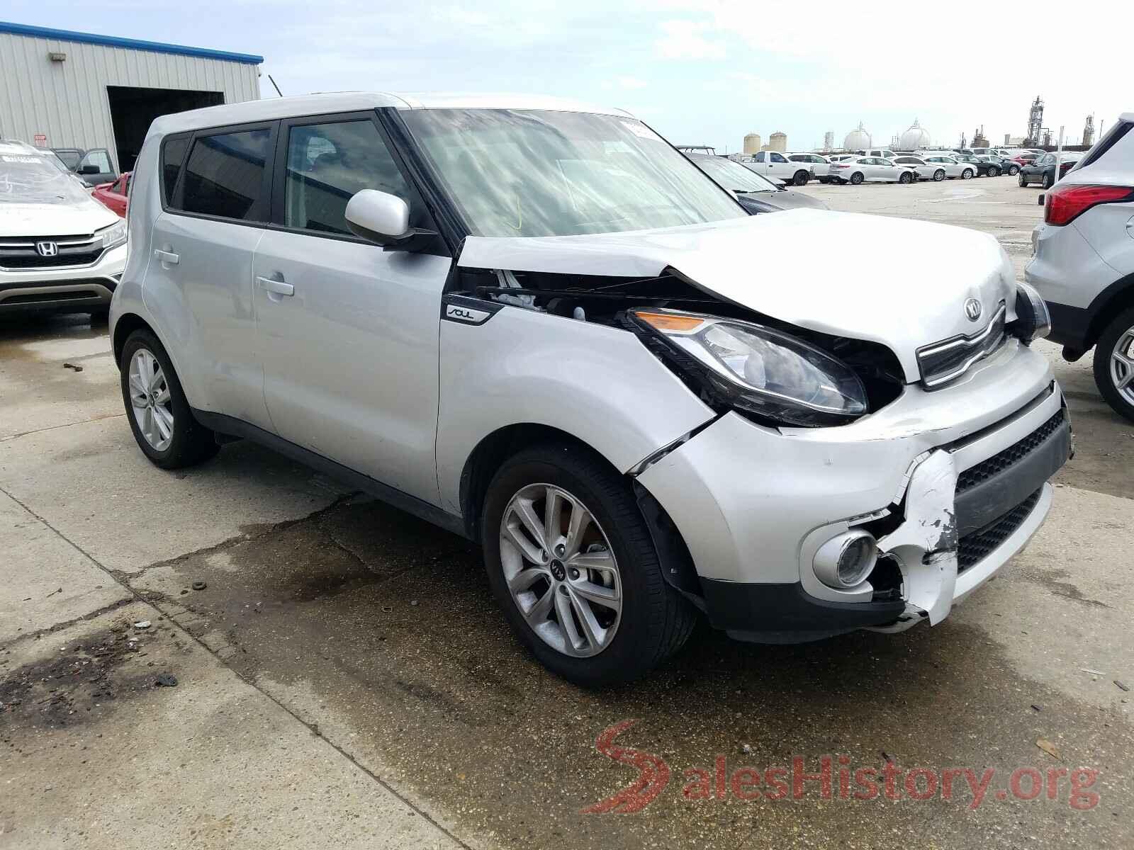 KNDJP3A55J7621304 2018 KIA SOUL