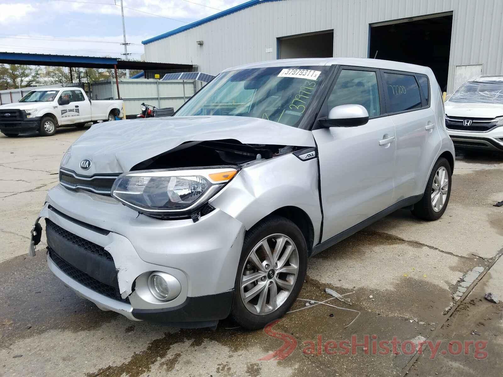 KNDJP3A55J7621304 2018 KIA SOUL