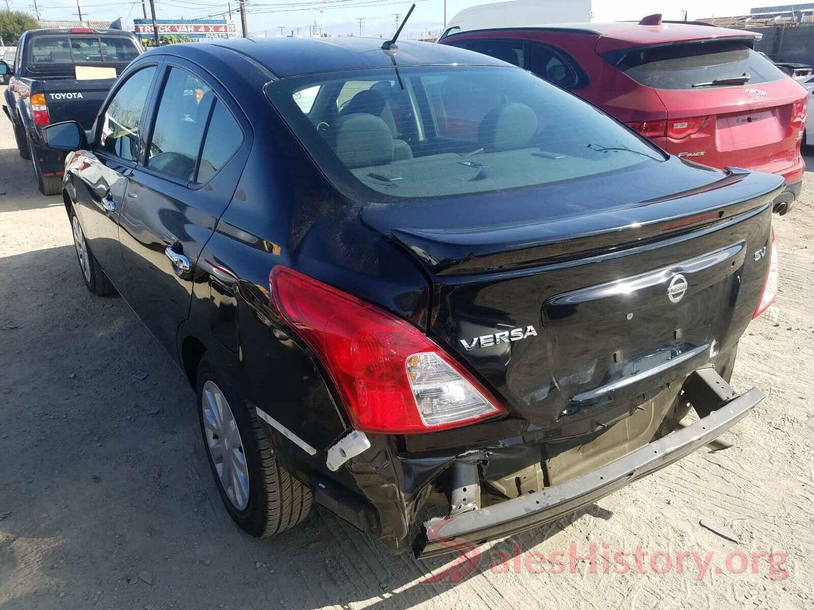 3N1CN7AP4JL873891 2018 NISSAN VERSA