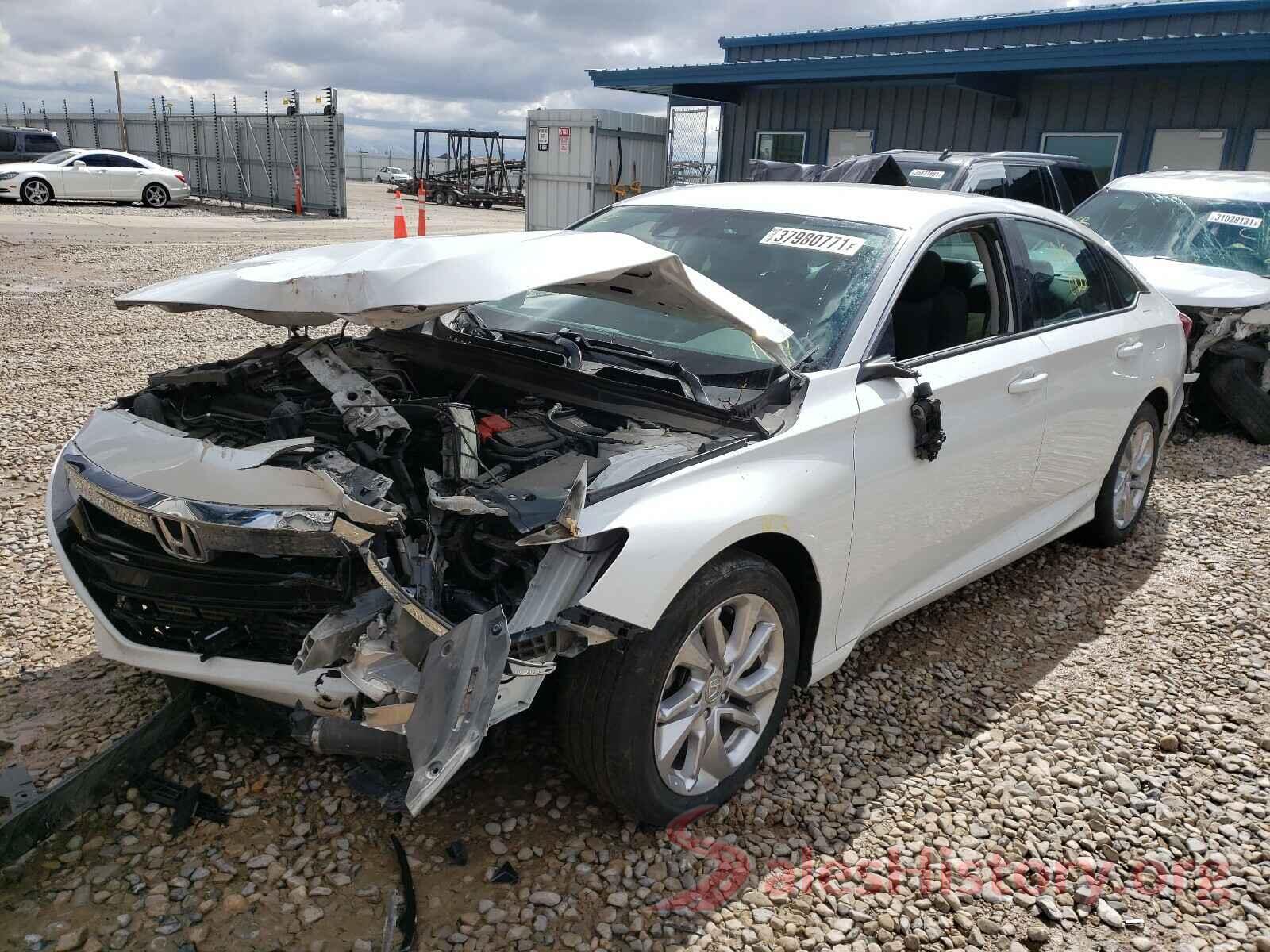 1HGCV1F15JA140448 2018 HONDA ACCORD