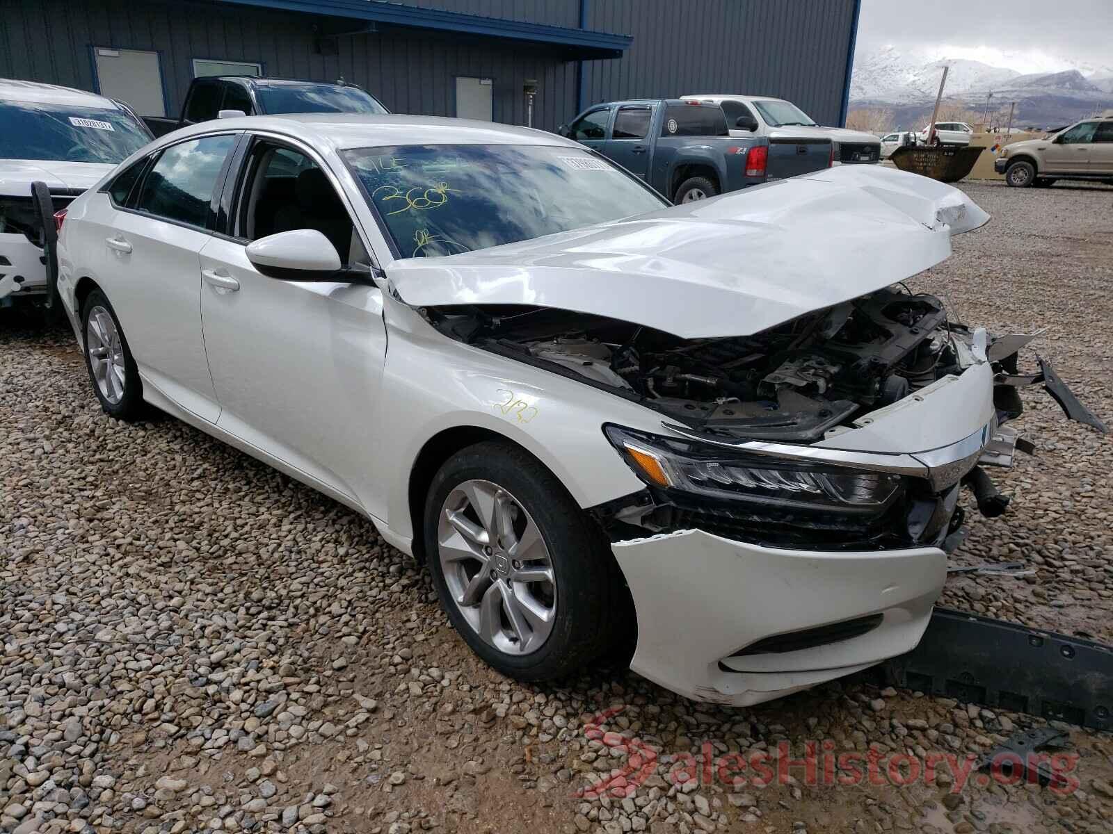 1HGCV1F15JA140448 2018 HONDA ACCORD