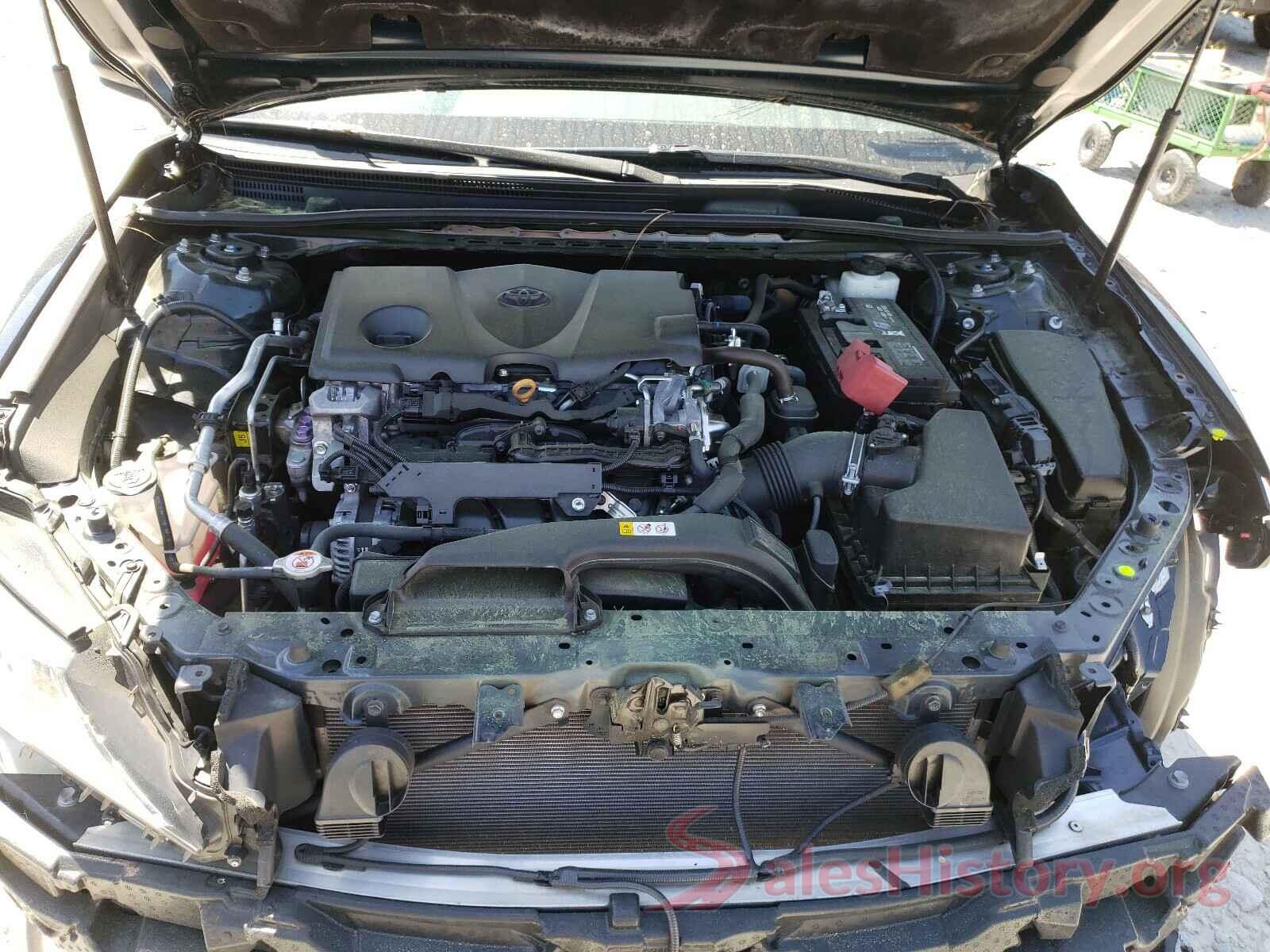 4T1B11HK0JU548734 2018 TOYOTA CAMRY