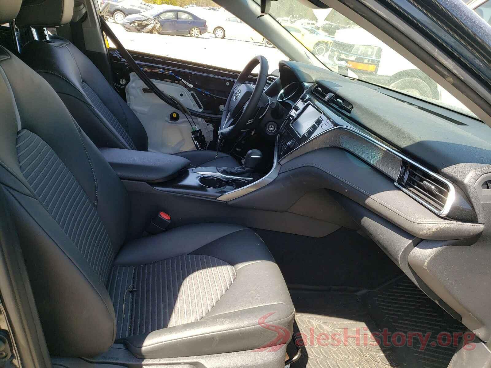 4T1B11HK0JU548734 2018 TOYOTA CAMRY