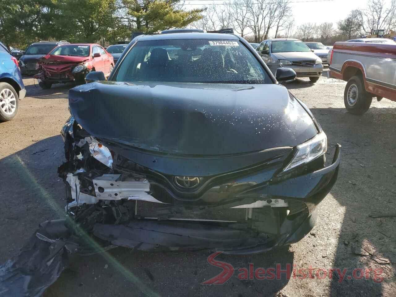 4T1B11HK0JU531092 2018 TOYOTA CAMRY