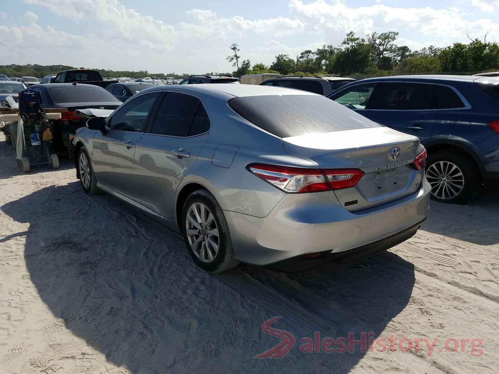 4T1B11HK3JU062211 2018 TOYOTA CAMRY