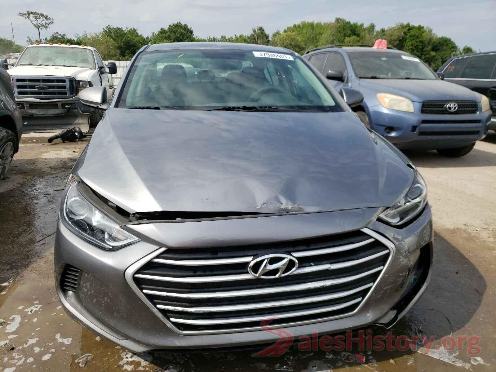 5NPD74LF3JH325539 2018 HYUNDAI ELANTRA