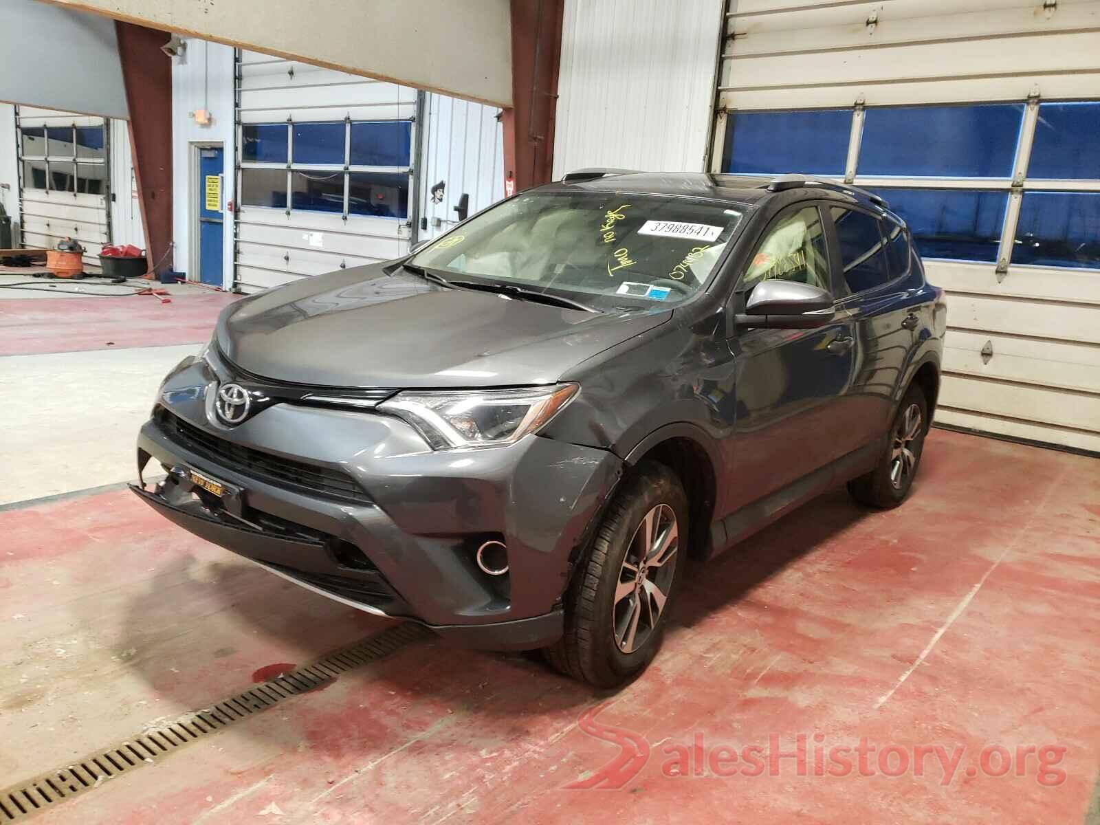 JTMRFREV8GJ074432 2016 TOYOTA RAV4