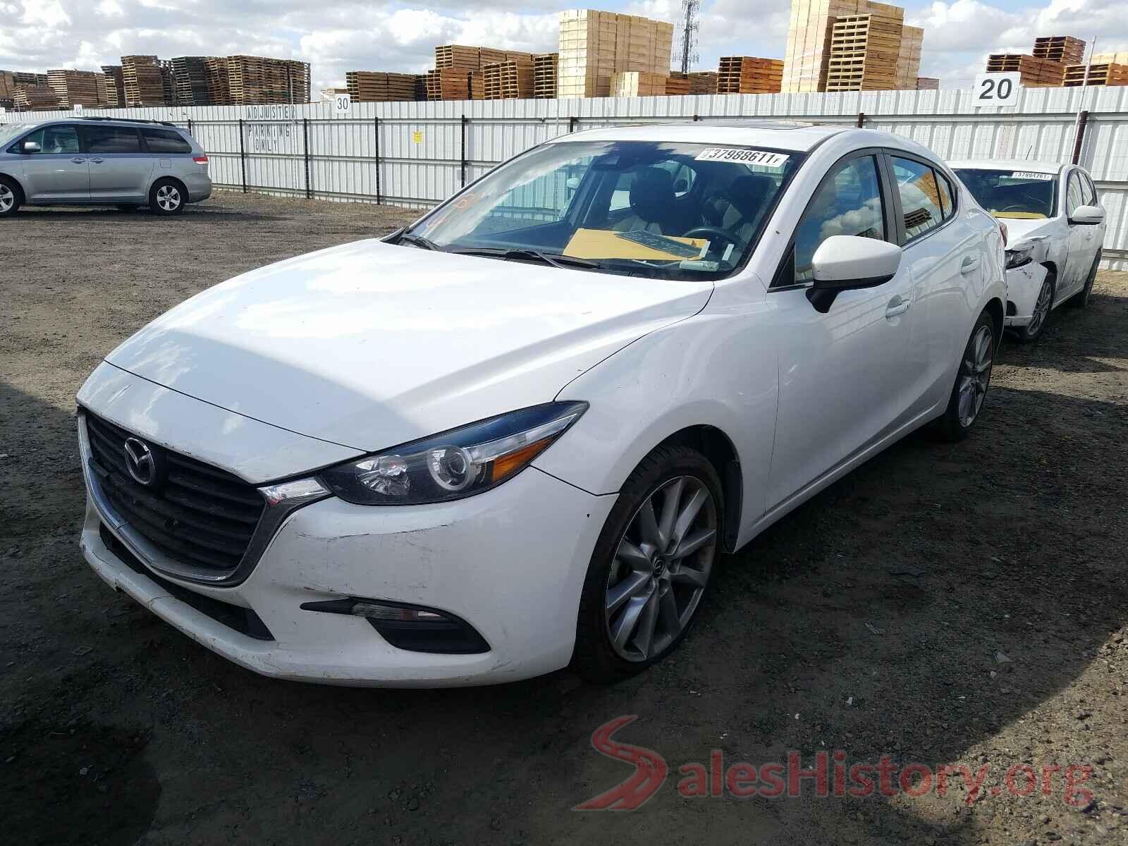 3MZBN1V7XHM118634 2017 MAZDA 3