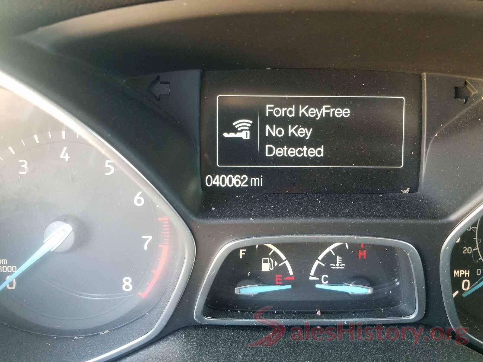 1FMCU0GD9KUB75056 2019 FORD ESCAPE