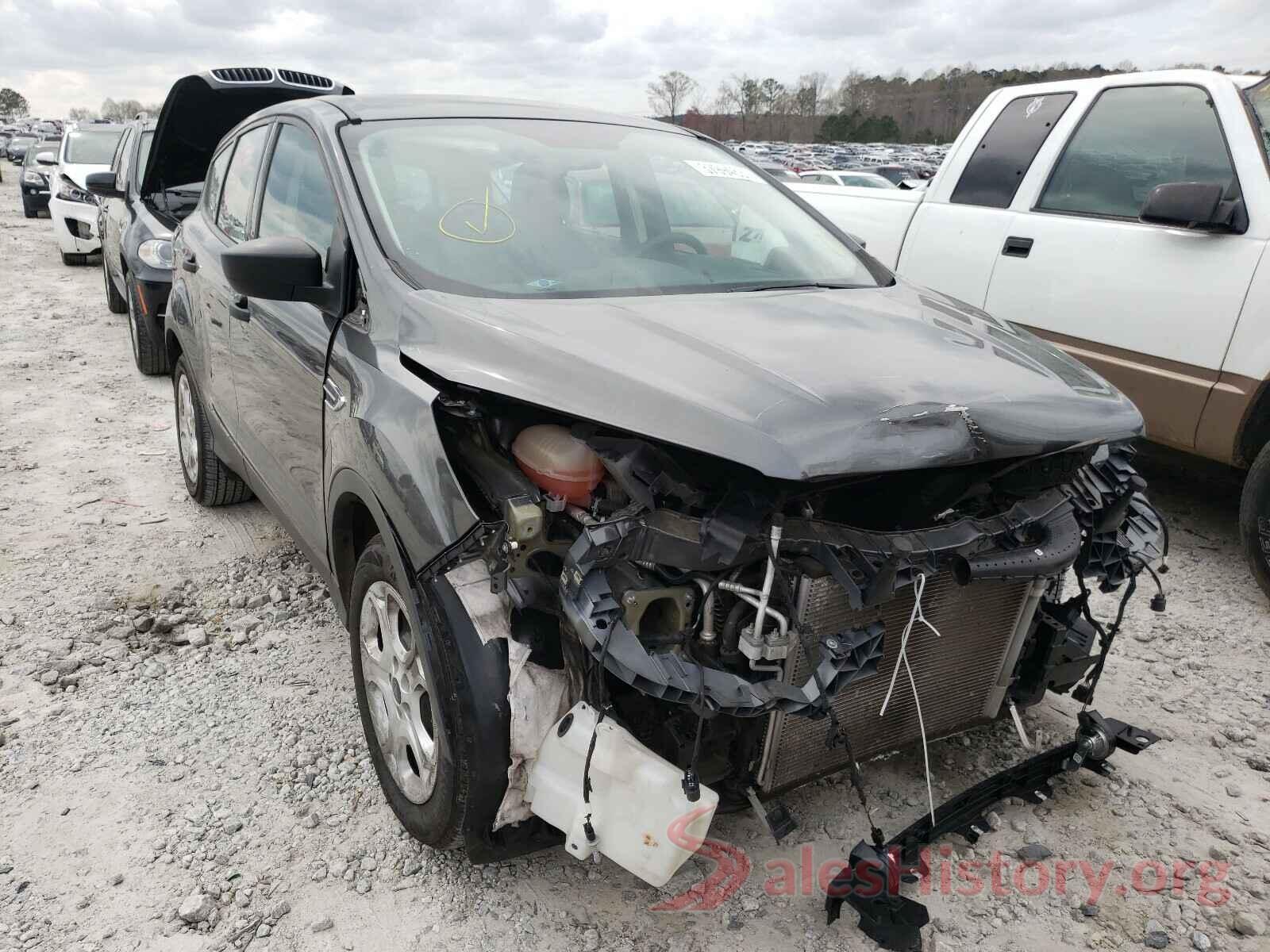 1FMCU0F71HUA18402 2017 FORD ESCAPE