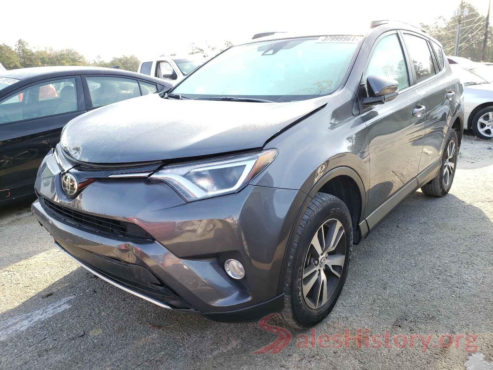 2T3WFREV2JW446035 2018 TOYOTA RAV4