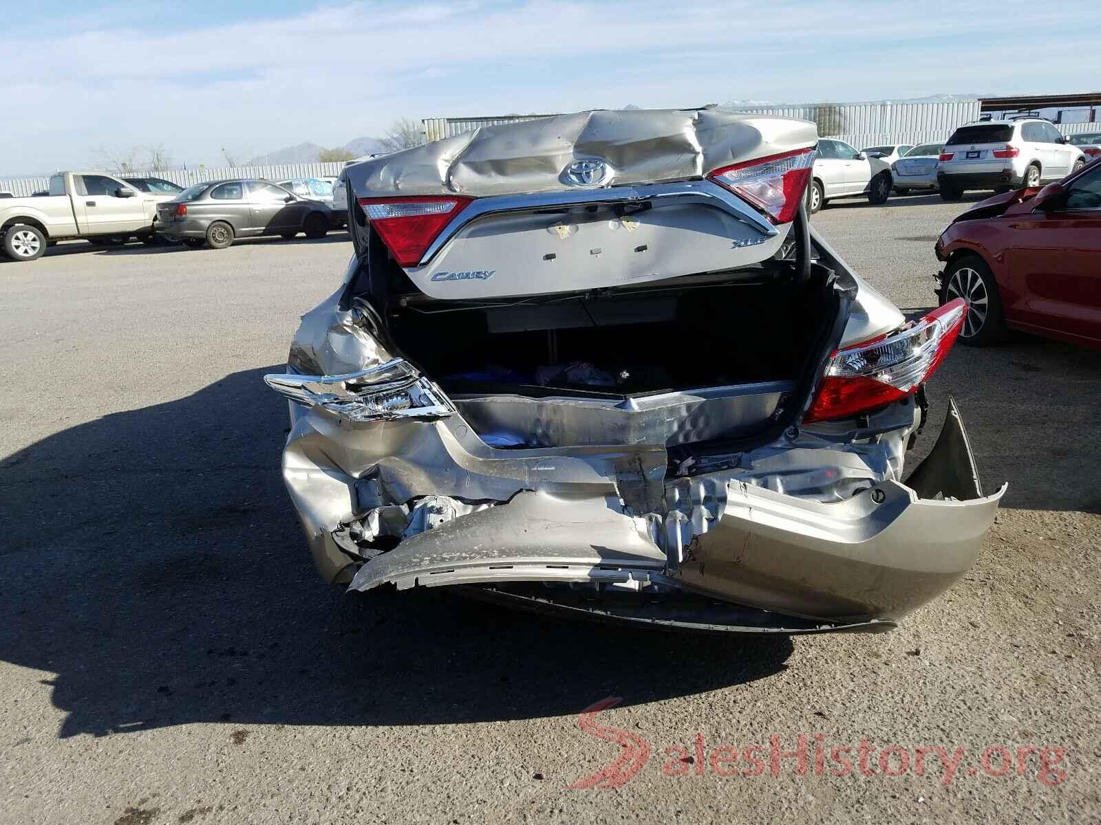 4T1BF1FK0HU700915 2017 TOYOTA CAMRY