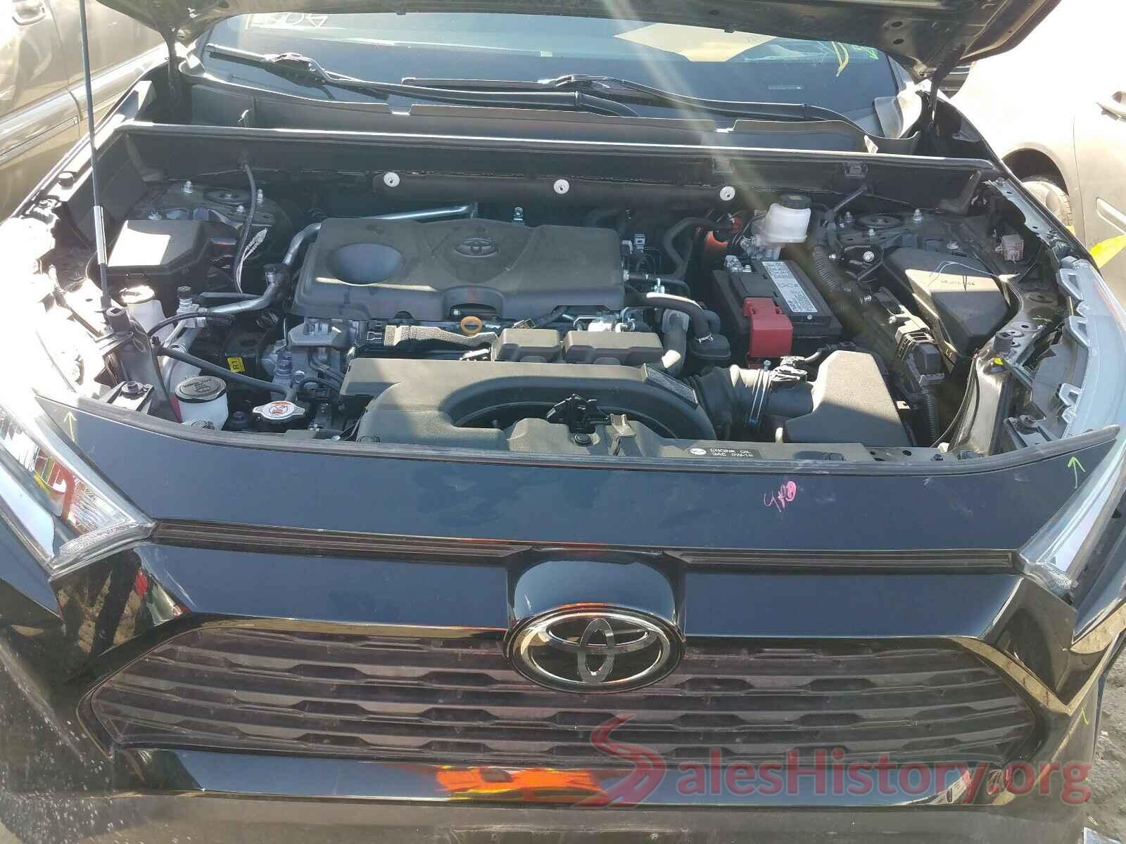 2T3P1RFV8KC005823 2019 TOYOTA RAV4