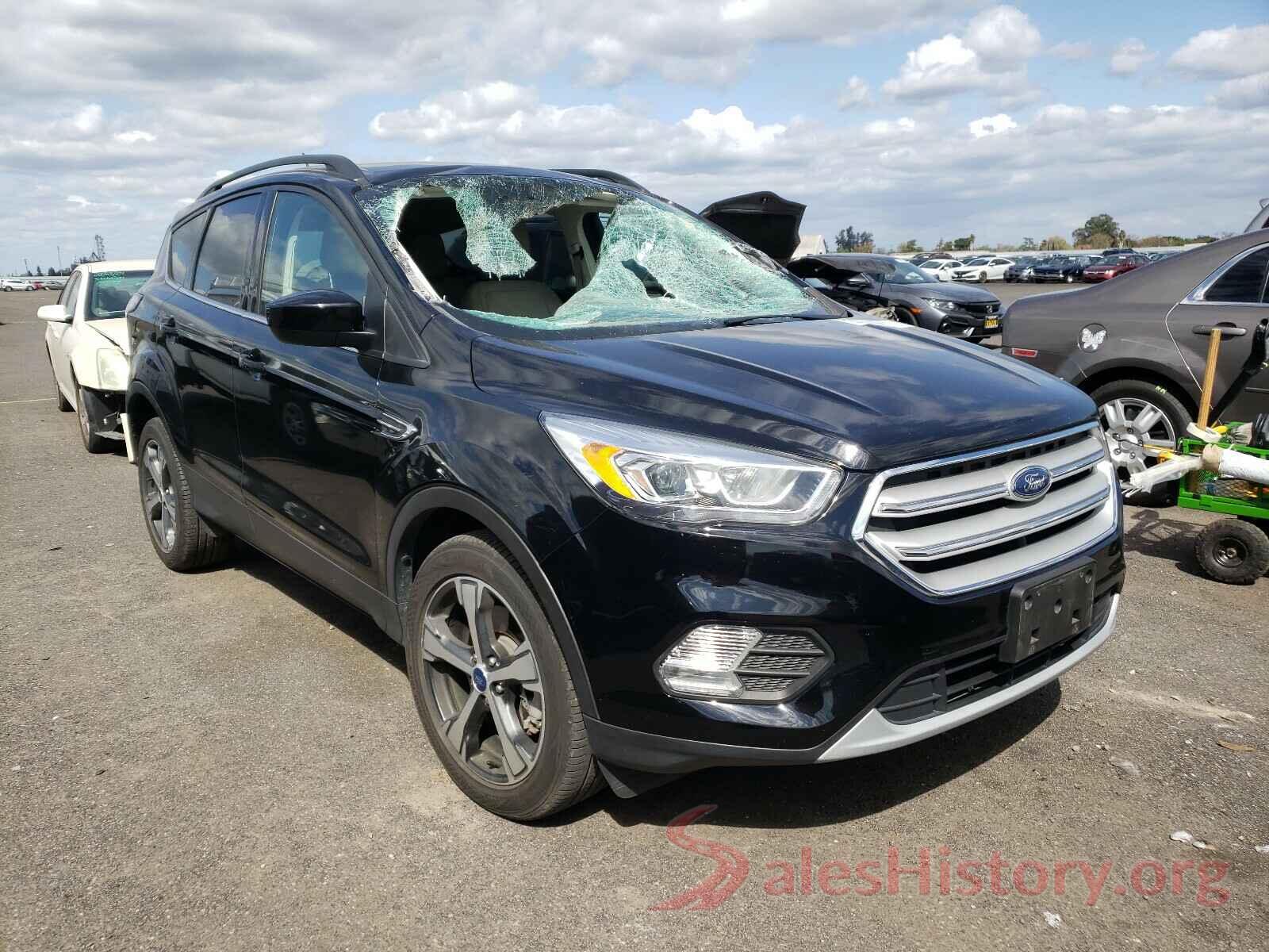 1FMCU9HDXJUA34952 2018 FORD ESCAPE