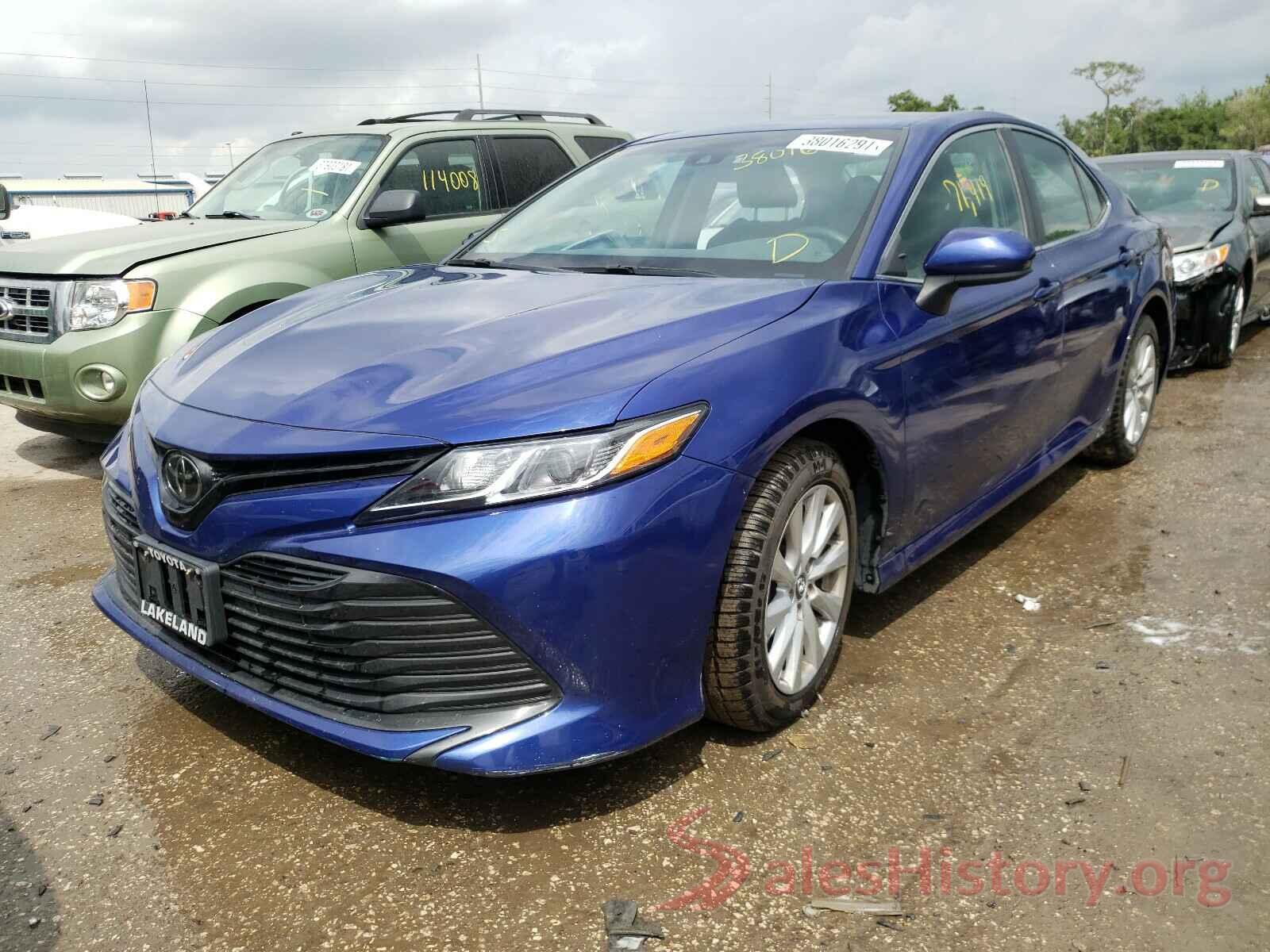 4T1B11HK9JU580761 2018 TOYOTA CAMRY