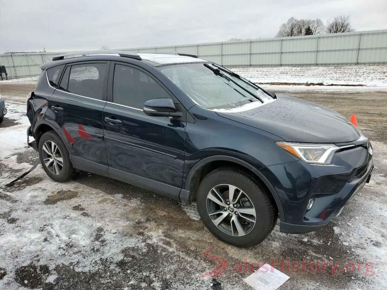 JTMRFREV6HD211996 2017 TOYOTA RAV4