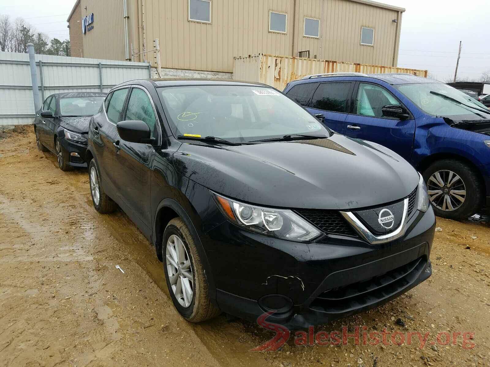 JN1BJ1CP8JW192015 2018 NISSAN ROGUE