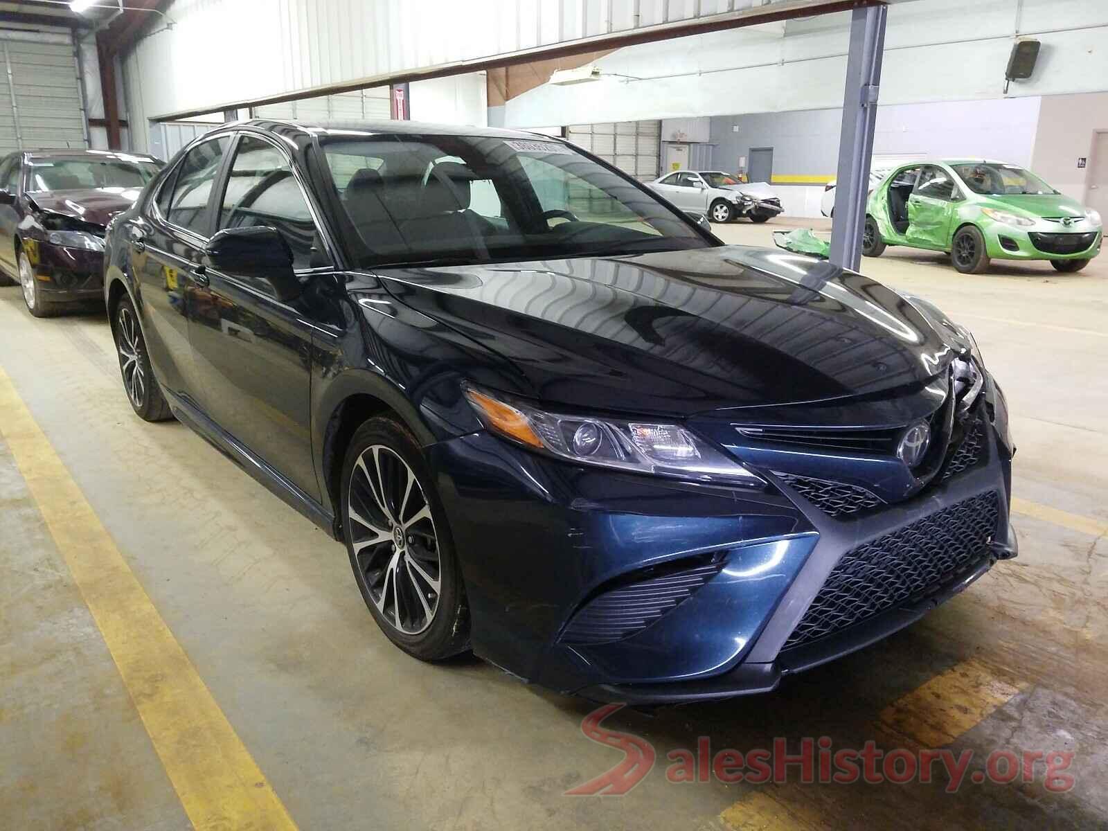 4T1B11HK5KU244185 2019 TOYOTA CAMRY