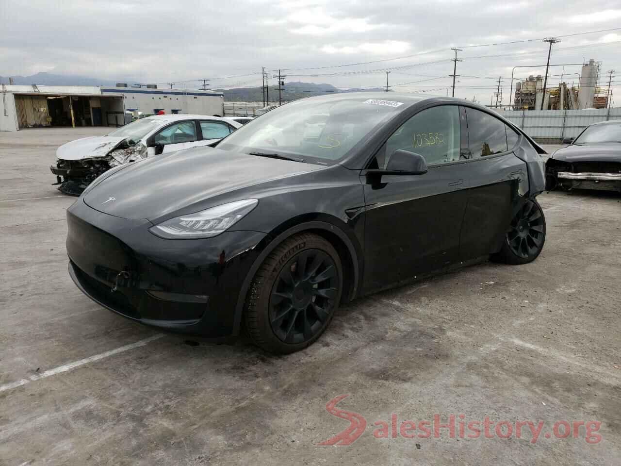 5YJYGDEE8MF092573 2021 TESLA MODEL Y