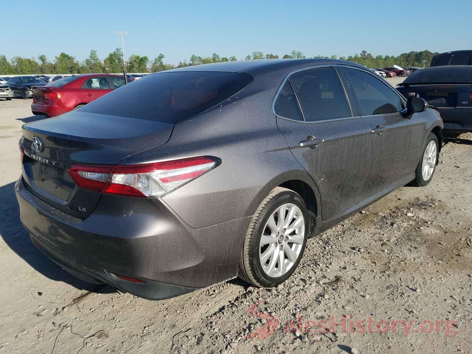 4T1B11HK9JU578928 2018 TOYOTA CAMRY