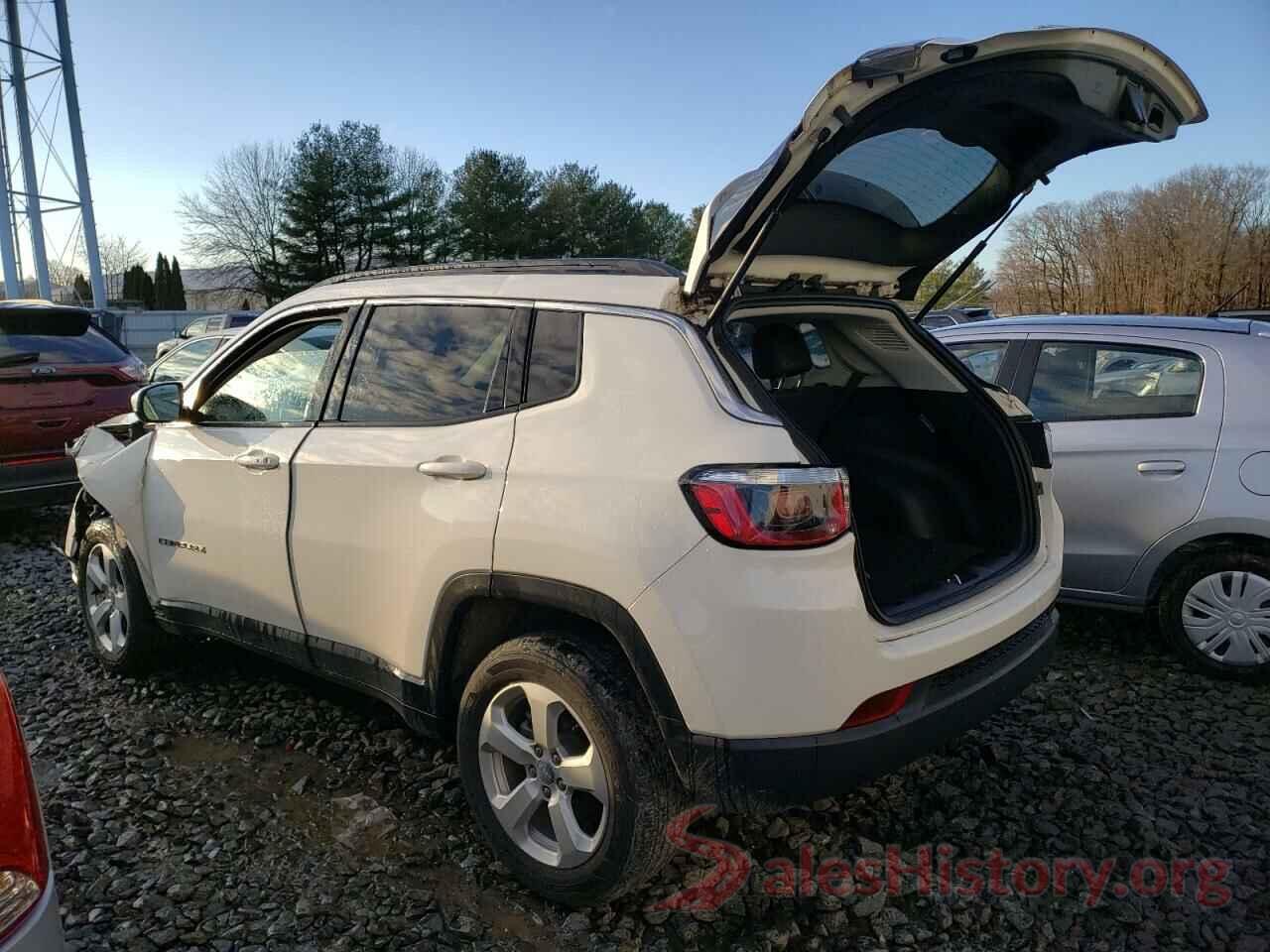 3C4NJDBB8JT253192 2018 JEEP COMPASS