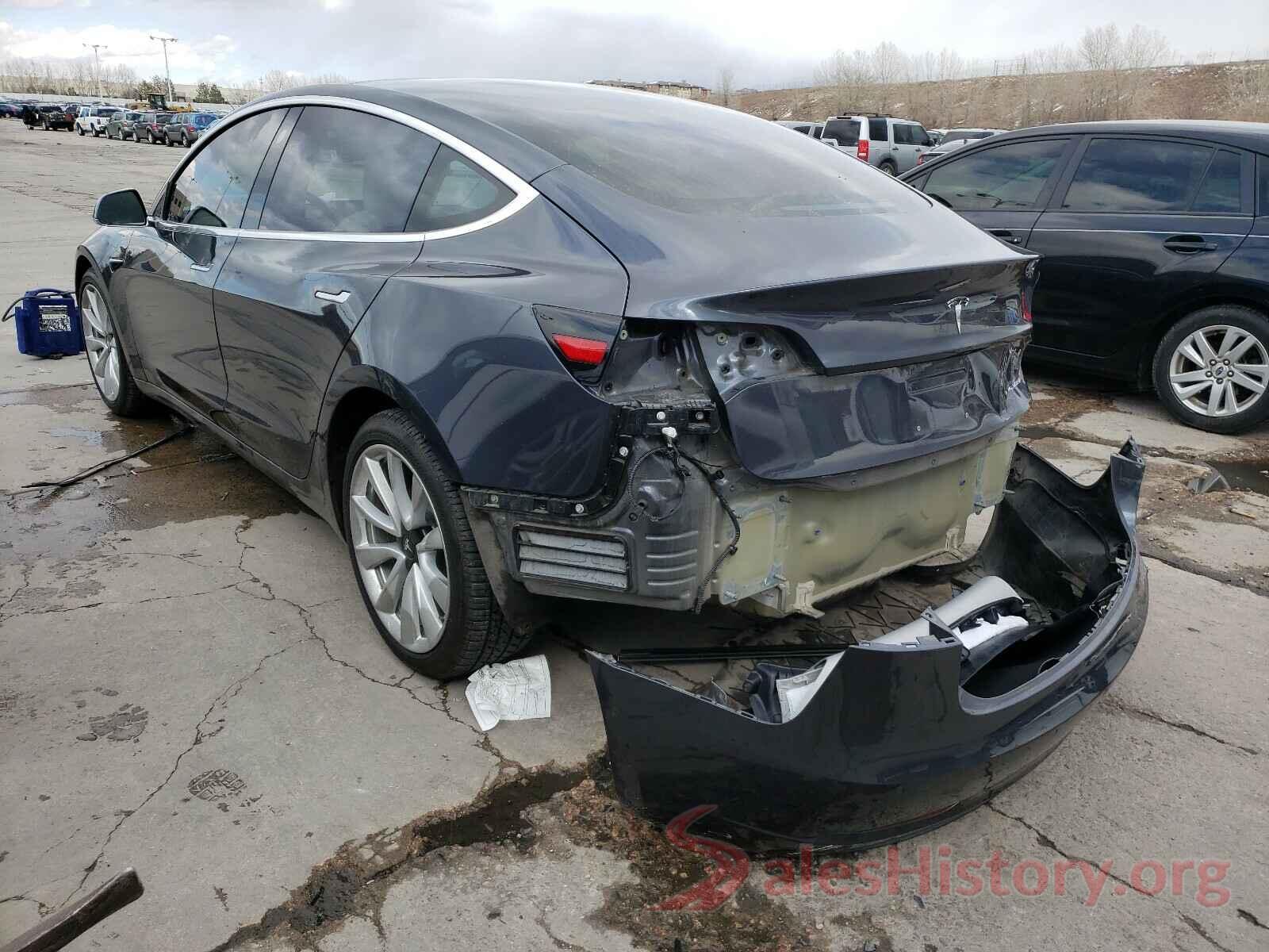 5YJ3E1EB0JF100861 2018 TESLA MODEL 3