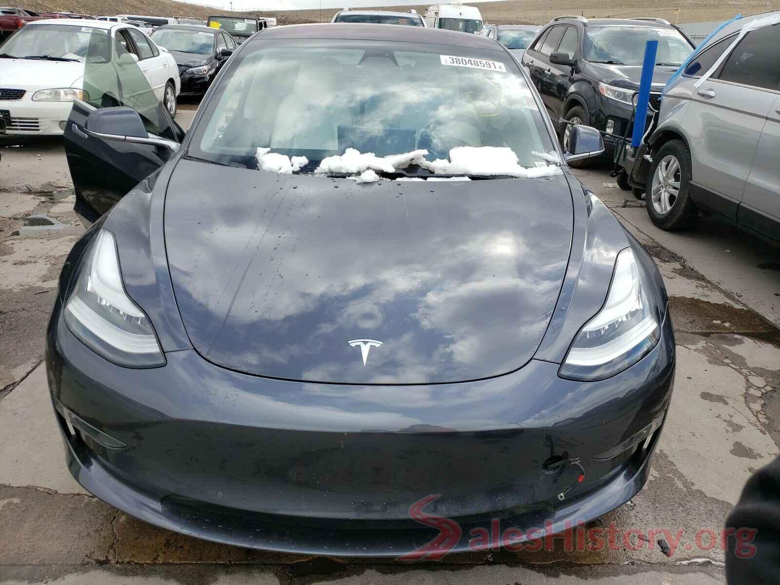 5YJ3E1EB0JF100861 2018 TESLA MODEL 3