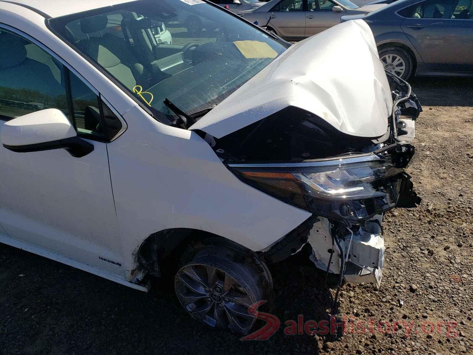 5TDKRKEC5MS015951 2021 TOYOTA SIENNA