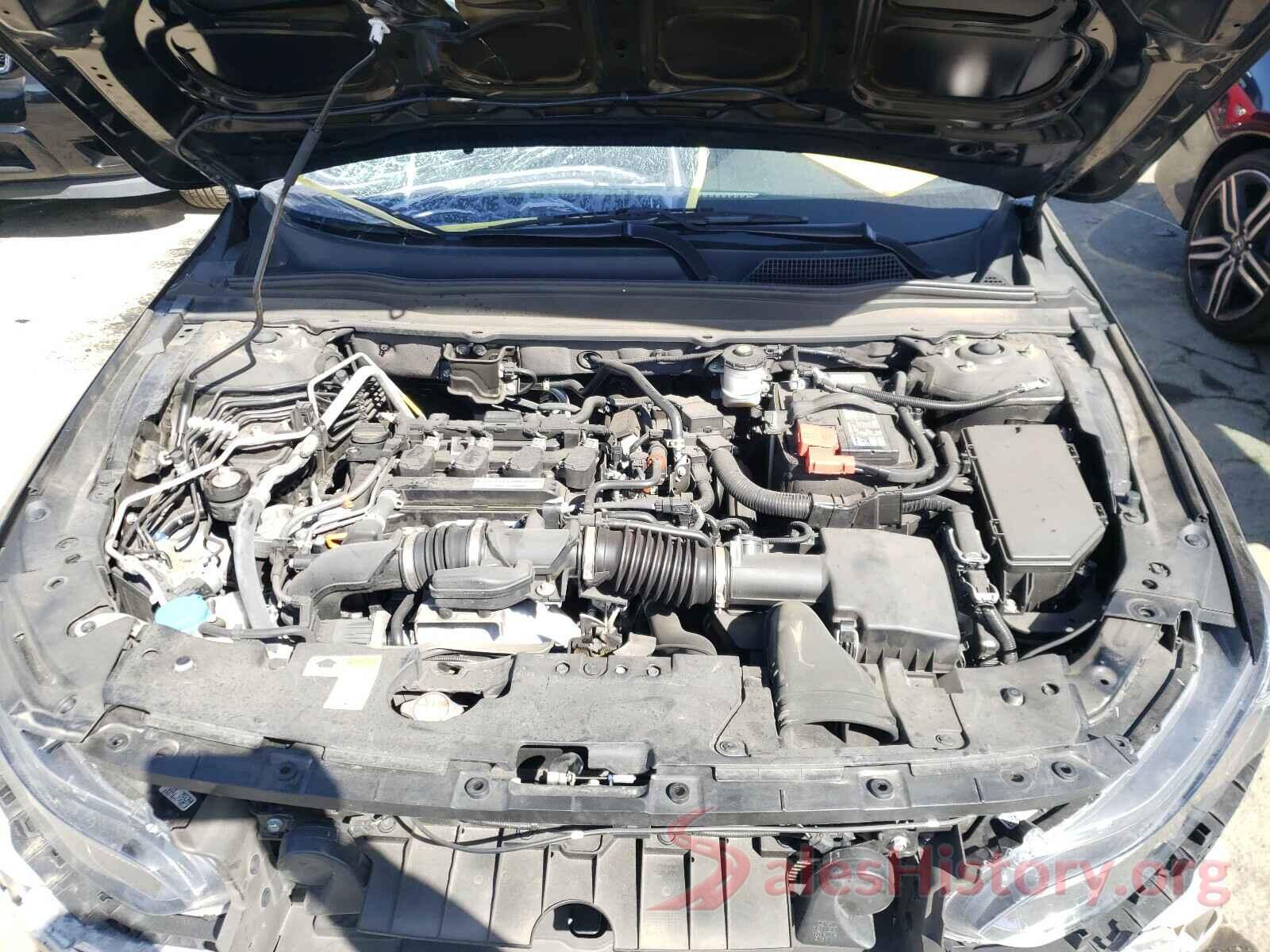 1HGCV1F30JA120027 2018 HONDA ACCORD