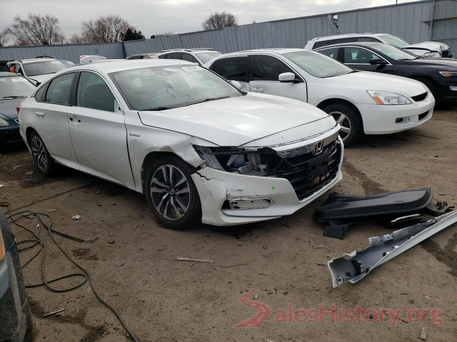 1HGCV3F18KA018616 2019 HONDA ACCORD