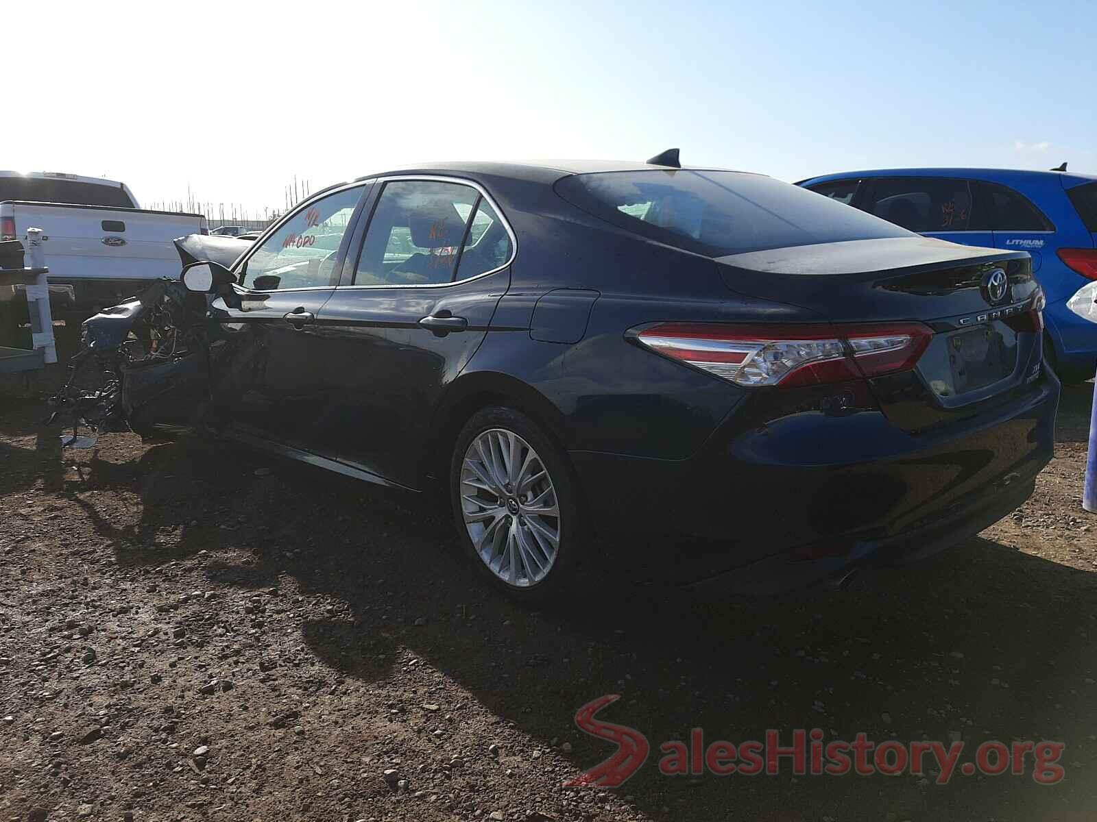 4T1B21HK4JU504054 2018 TOYOTA CAMRY