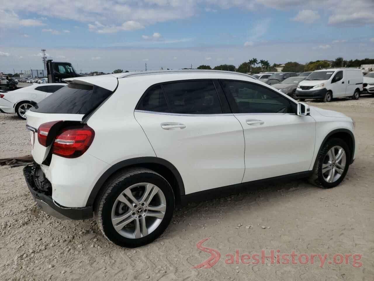 WDCTG4EB8LU023091 2020 MERCEDES-BENZ GLA-CLASS