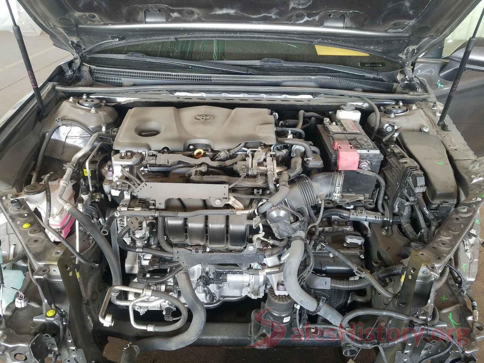 4T1B11HK6JU034600 2018 TOYOTA CAMRY