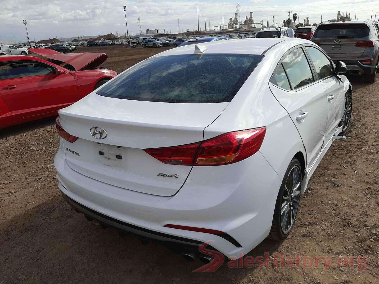 KMHD04LB3JU682349 2018 HYUNDAI ELANTRA