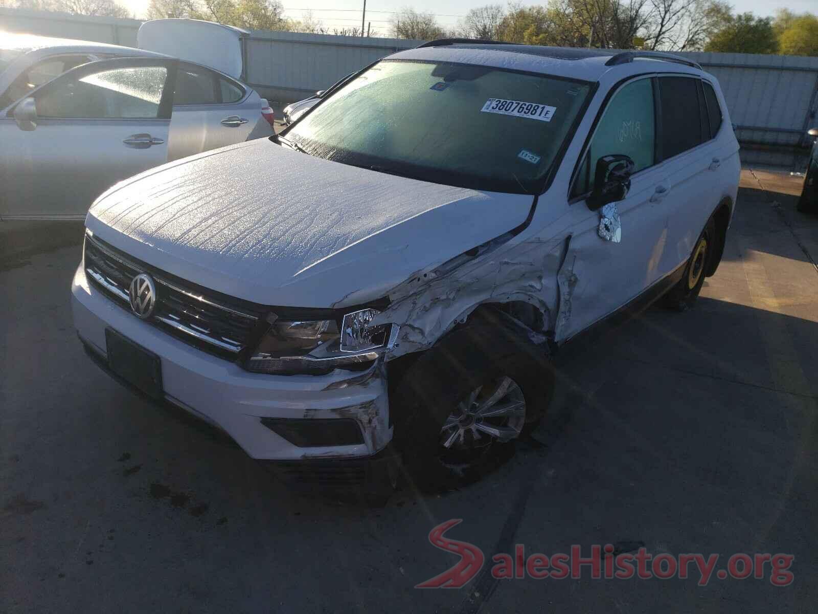 3VV2B7AX8JM148825 2018 VOLKSWAGEN TIGUAN