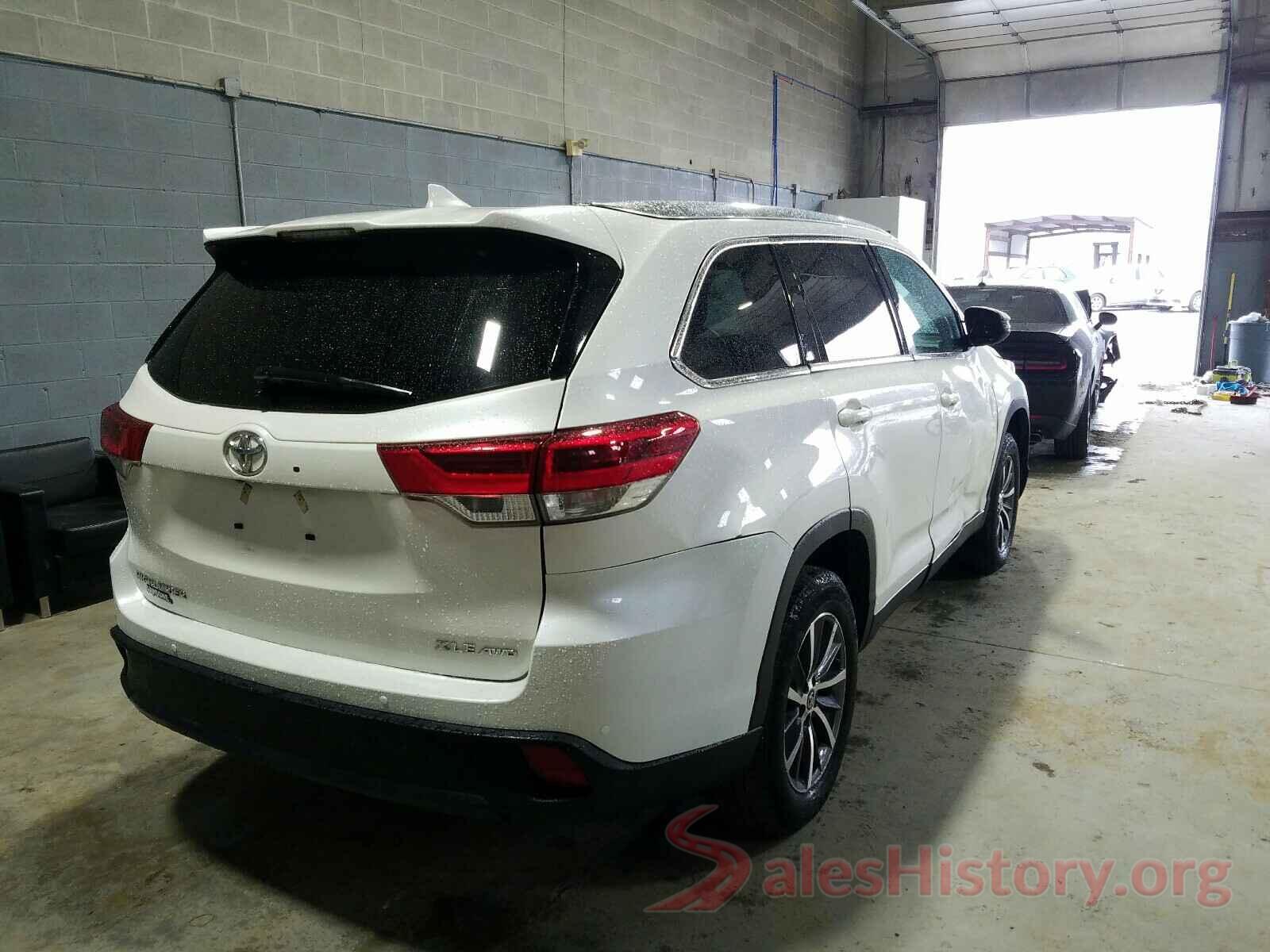 5TDJZRFH8KS577001 2019 TOYOTA HIGHLANDER