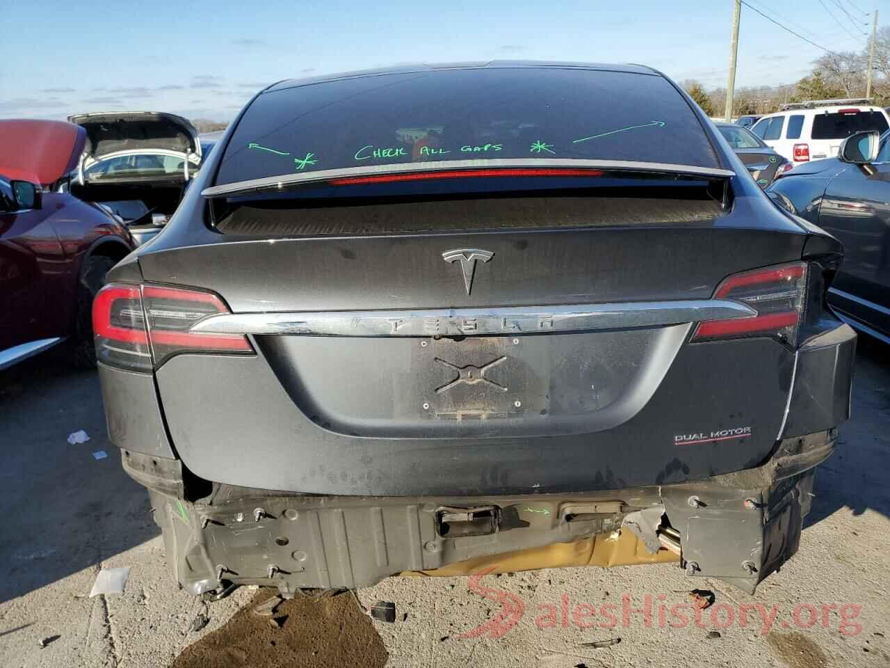 5YJXCBE4XKF202121 2019 TESLA MODEL X