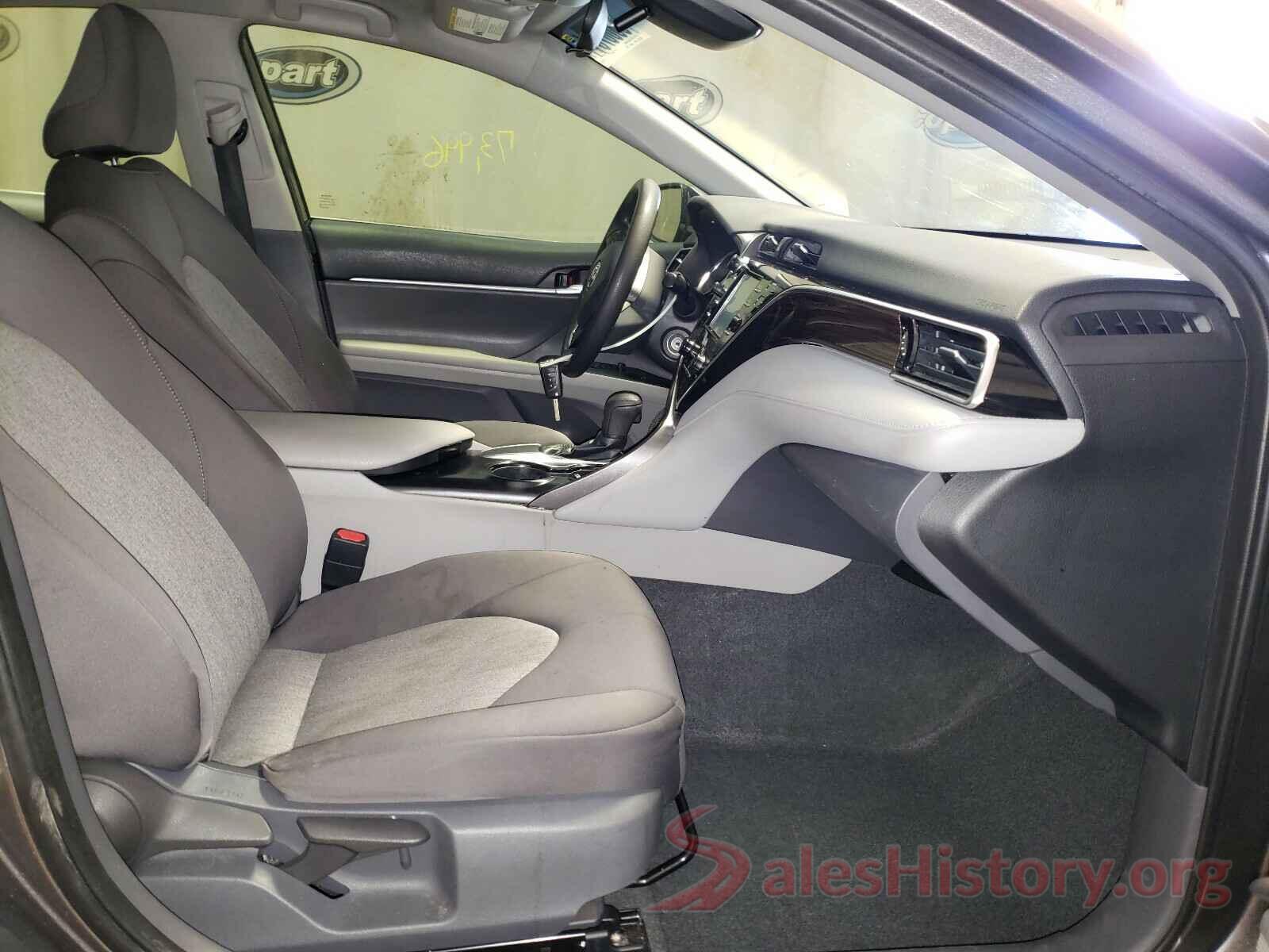 4T1B11HK1JU032060 2018 TOYOTA CAMRY