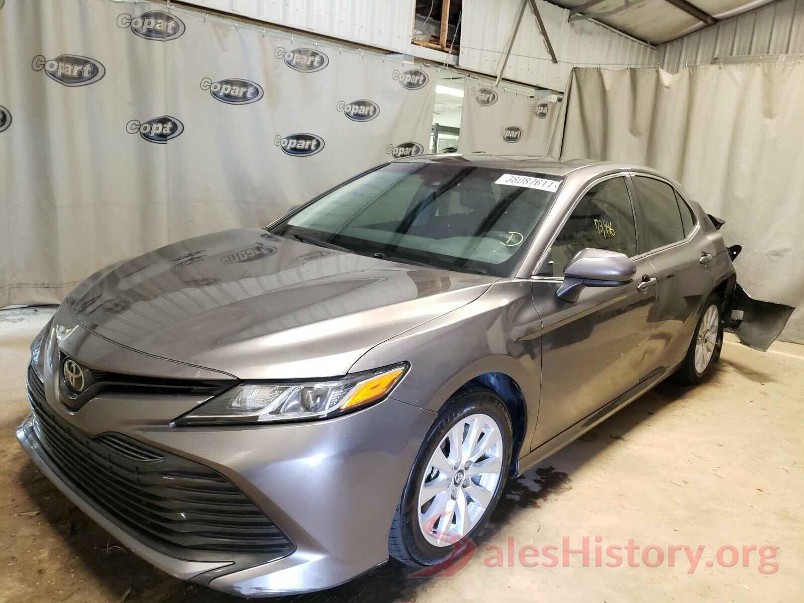 4T1B11HK1JU032060 2018 TOYOTA CAMRY