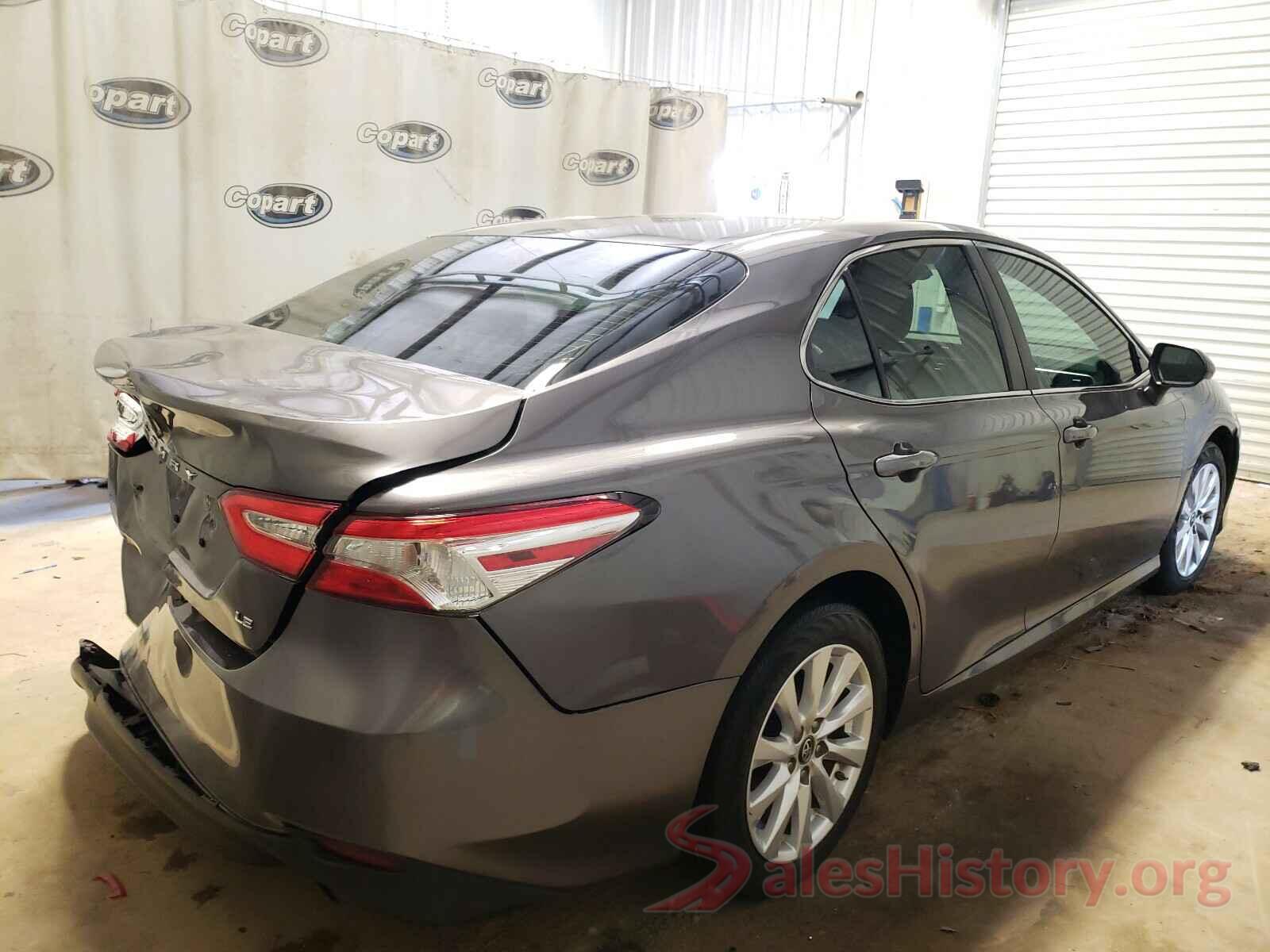 4T1B11HK1JU032060 2018 TOYOTA CAMRY