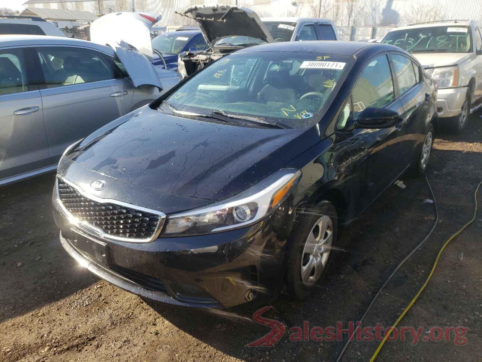 3KPFK4A75JE220685 2018 KIA FORTE