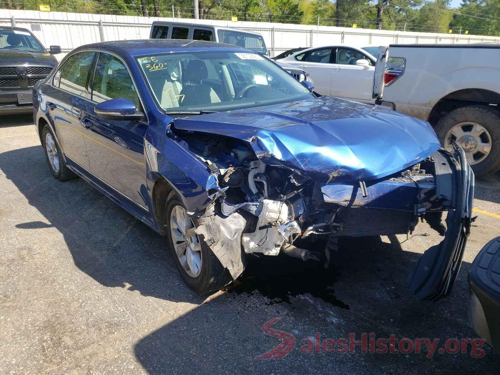 1VWAT7A3XHC008451 2017 VOLKSWAGEN PASSAT