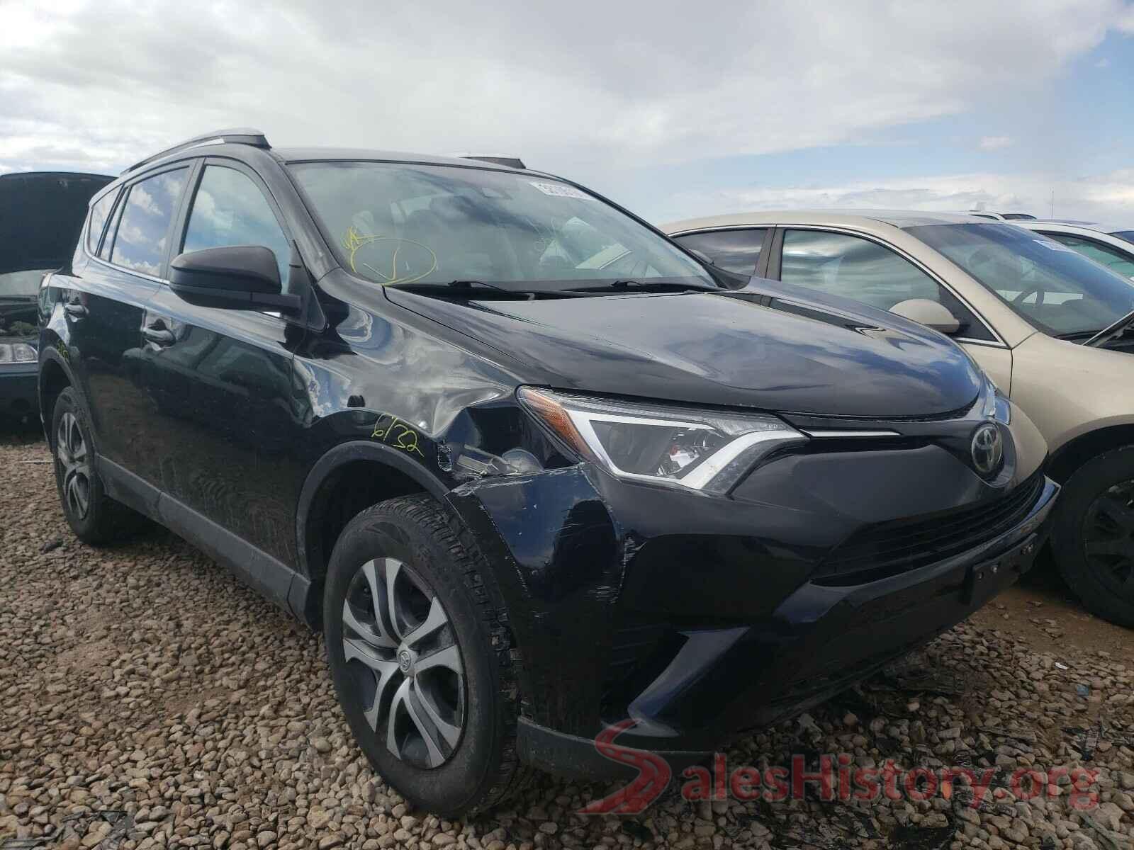 2T3BFREV8HW584798 2017 TOYOTA RAV4