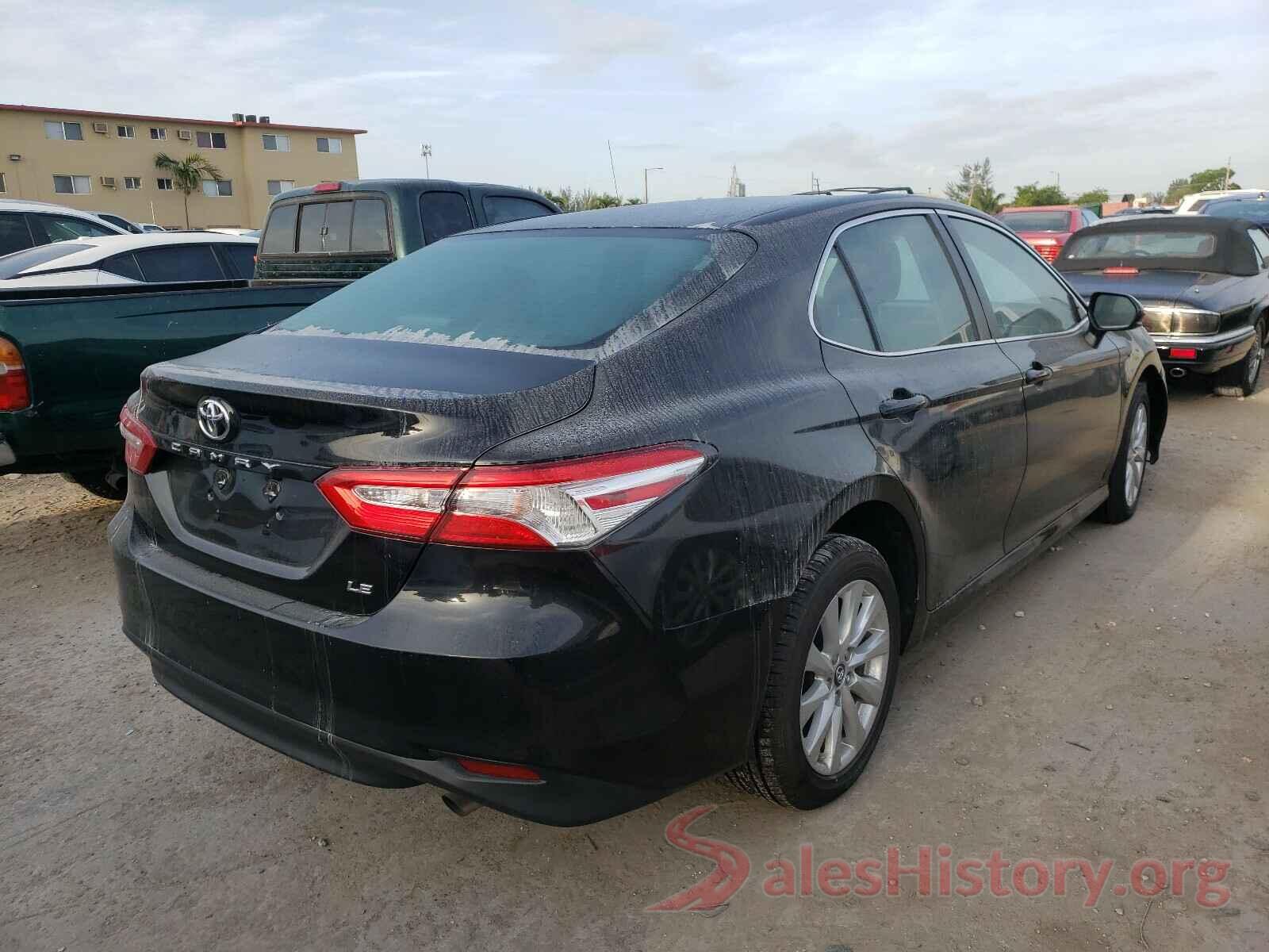 4T1B11HK0JU014486 2018 TOYOTA CAMRY